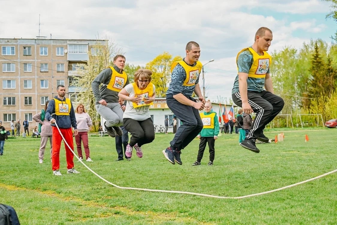 9 мая на городском стадионе прошла спортивная игра «Рекорд Победы» |  11.05.2023 | Новости Гаврилова Посада - БезФормата